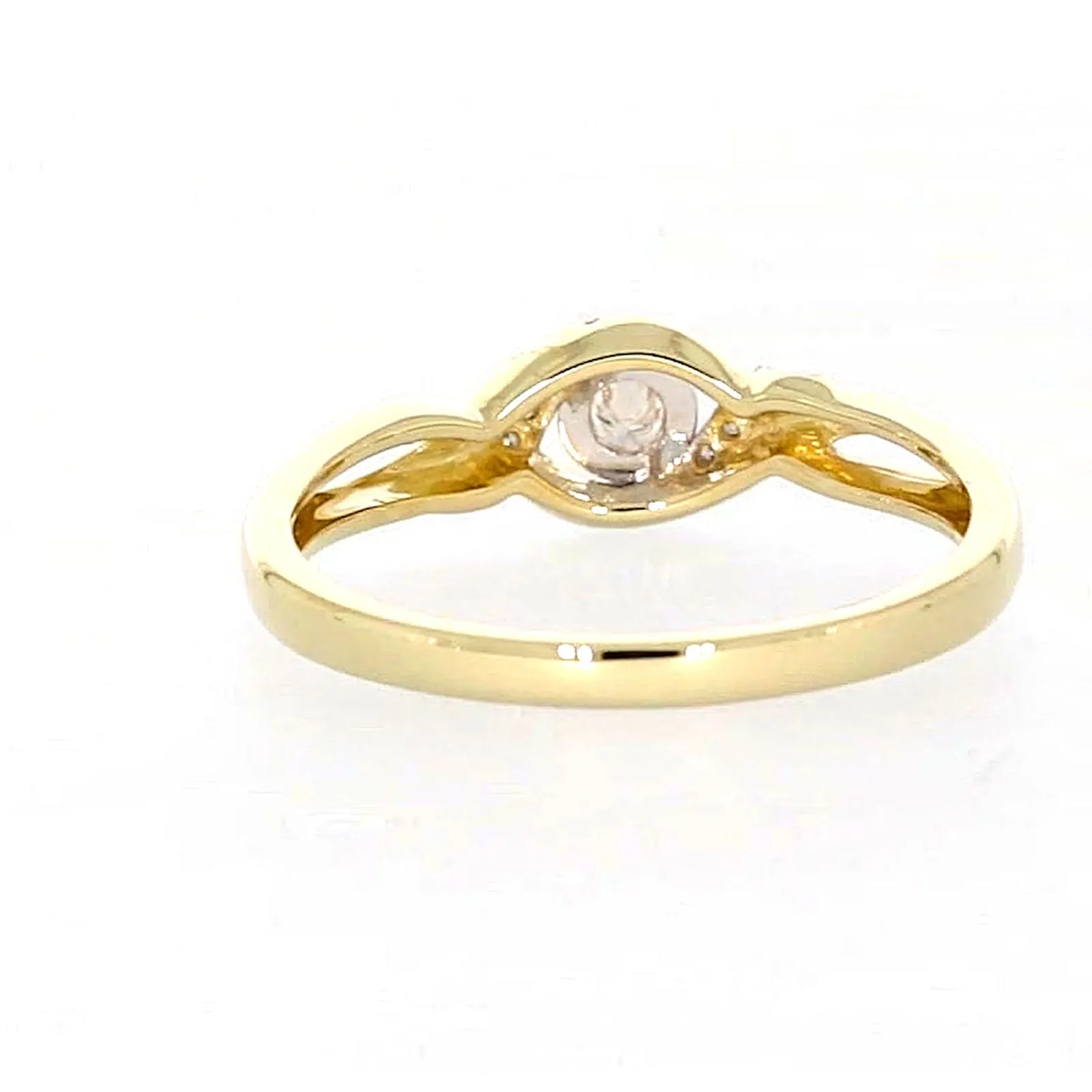 9ct Yellow Gold Round Brilliant Cut with 0.07 CARAT tw of Diamonds Ring