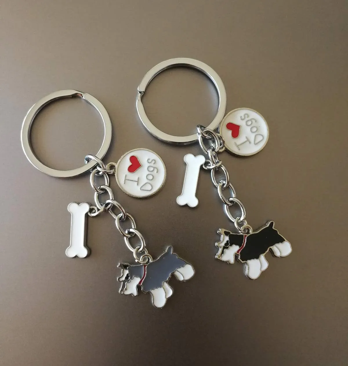 Dog Keychain,Lovely Dog Key-ring Portable Metal Keychain Keyring Key Decor Car Keyring Decoration