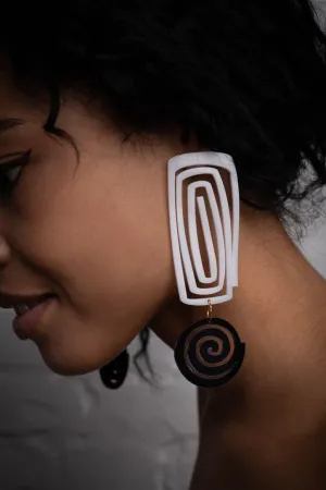 Emeraude Exclamation Mark Earrings