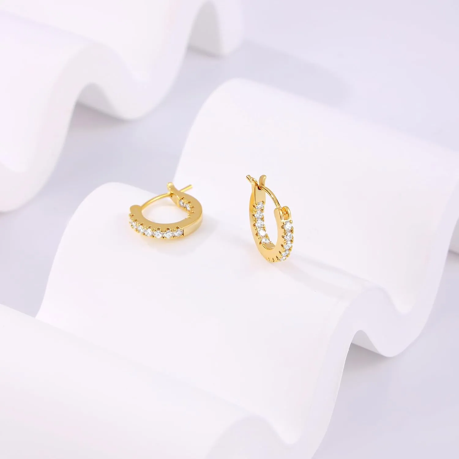 Gacimy Gold Hoop Earrings for Women, 15-30mm Cubic Zirconia, 14k Gold Plated with Sterling Silver Post