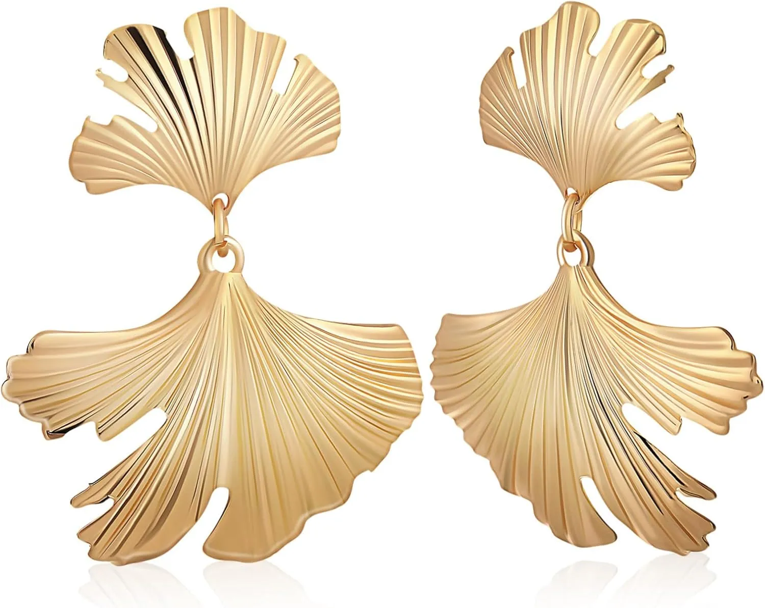 Gatuida 1 Pair Leaf Shaped Drop Earrings Elegant Dangle Design for Versatile Style Lightweight Minimalist Jewelry for Daily Wear Special Occasions