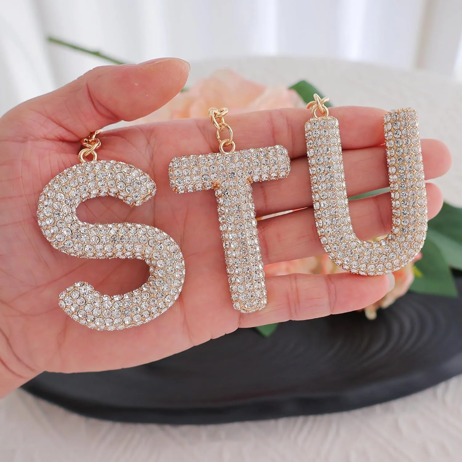 Initial Keychain For Women Letter Keychain A-Z Gift For Girl Cute Bling Rhinestone Tassel Key Chains Charm For Bag Backpack