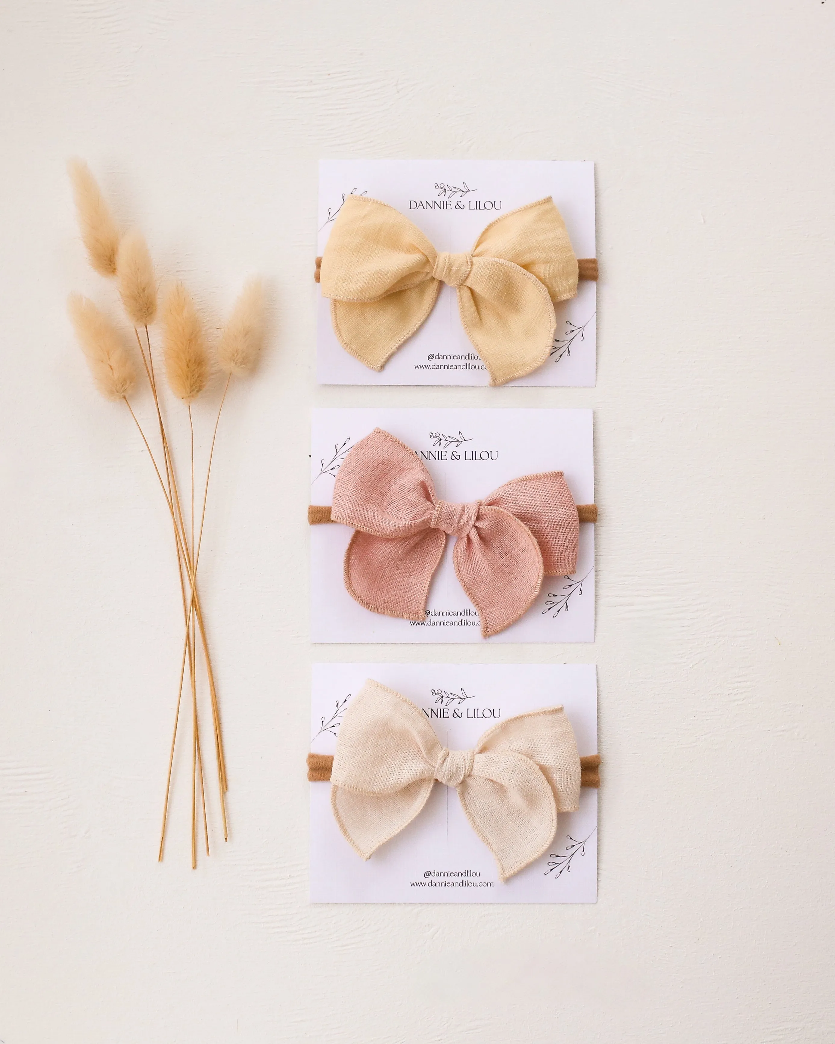 Mini Whimsy Hair Bow in Powder Linen