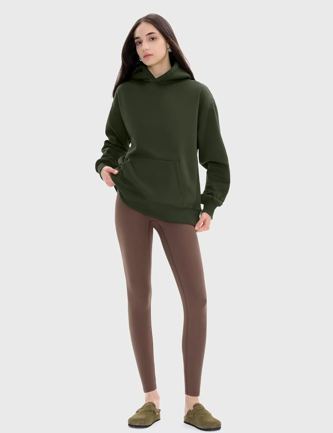 PUMIEY Womens Oversized Hoodies Cozy Fleece Sweatshirt with Pocket Long Sleeve Outfits Tops Fall Fashion 2024