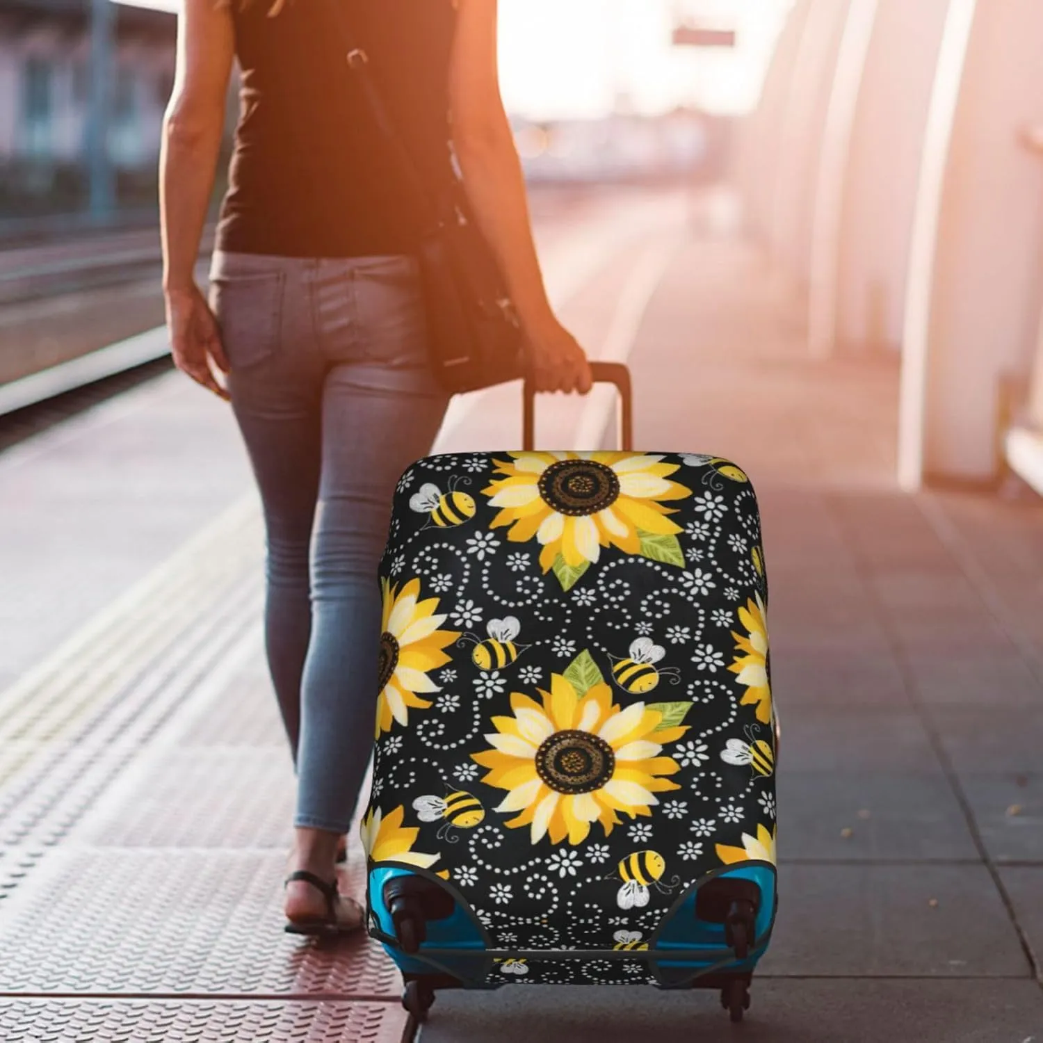Sunflower bee Print Practical Elastic Washable Travel Luggage Cover with Concealed Zipper for Suitcases