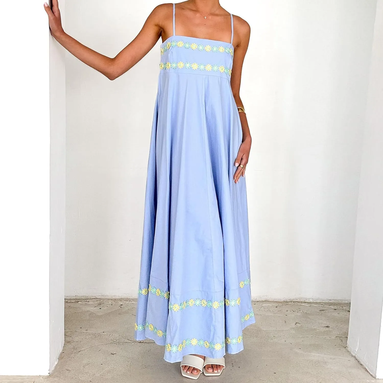 Women Spaghetti Strap Boho Maxi Dress Floral Square Neck Backless Long Dress Summer A Line Flowy Beach Sundress
