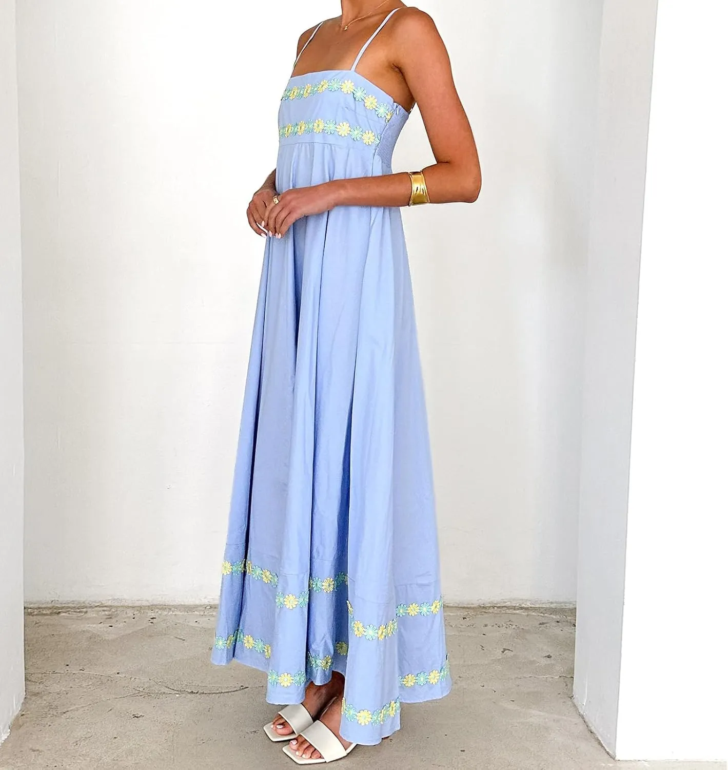 Women Spaghetti Strap Boho Maxi Dress Floral Square Neck Backless Long Dress Summer A Line Flowy Beach Sundress