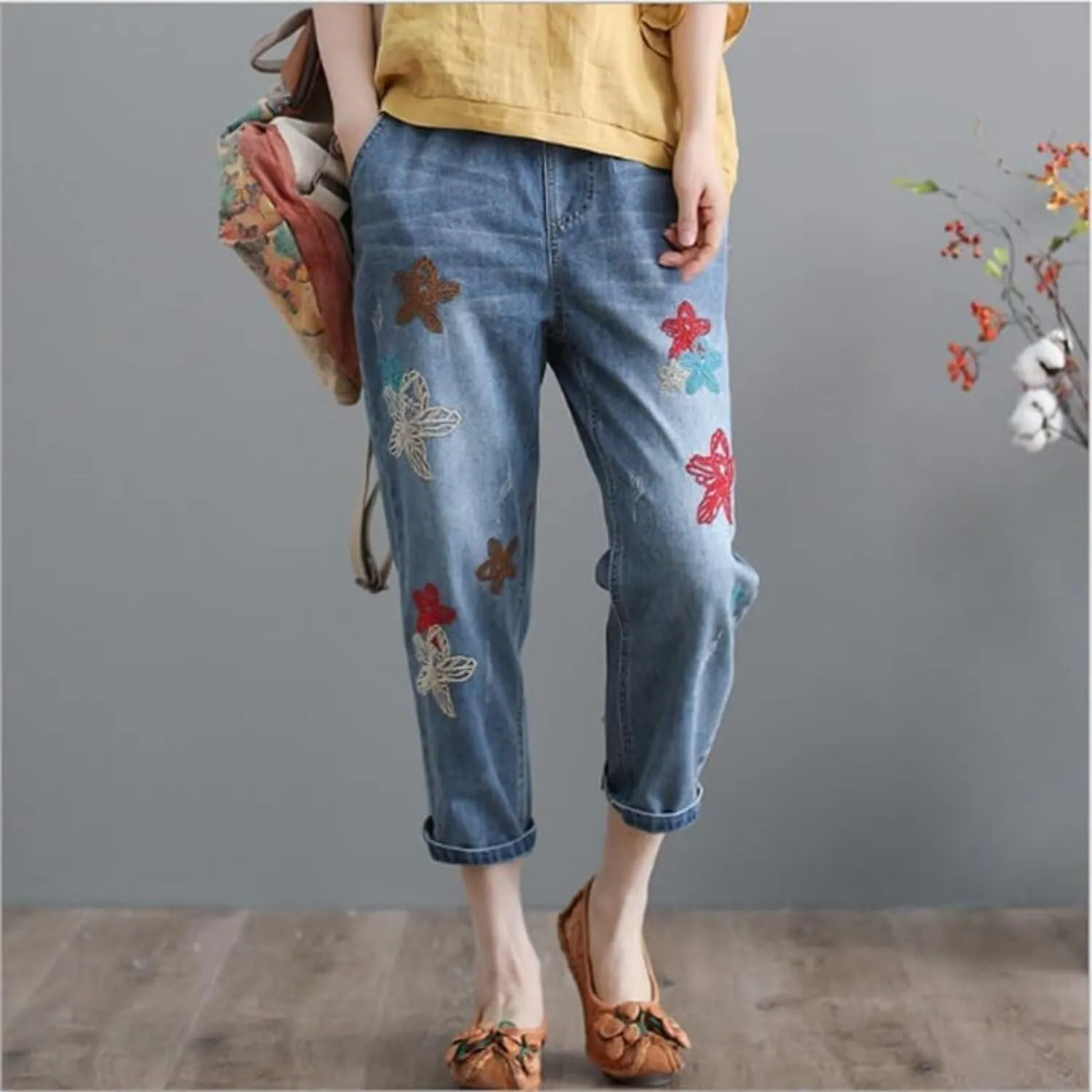 Womens Elastic Waist Cropped Denim Jeans Loose Drawstring Floral Embroidered Capri Jeans Cotton Harem Denim Pants