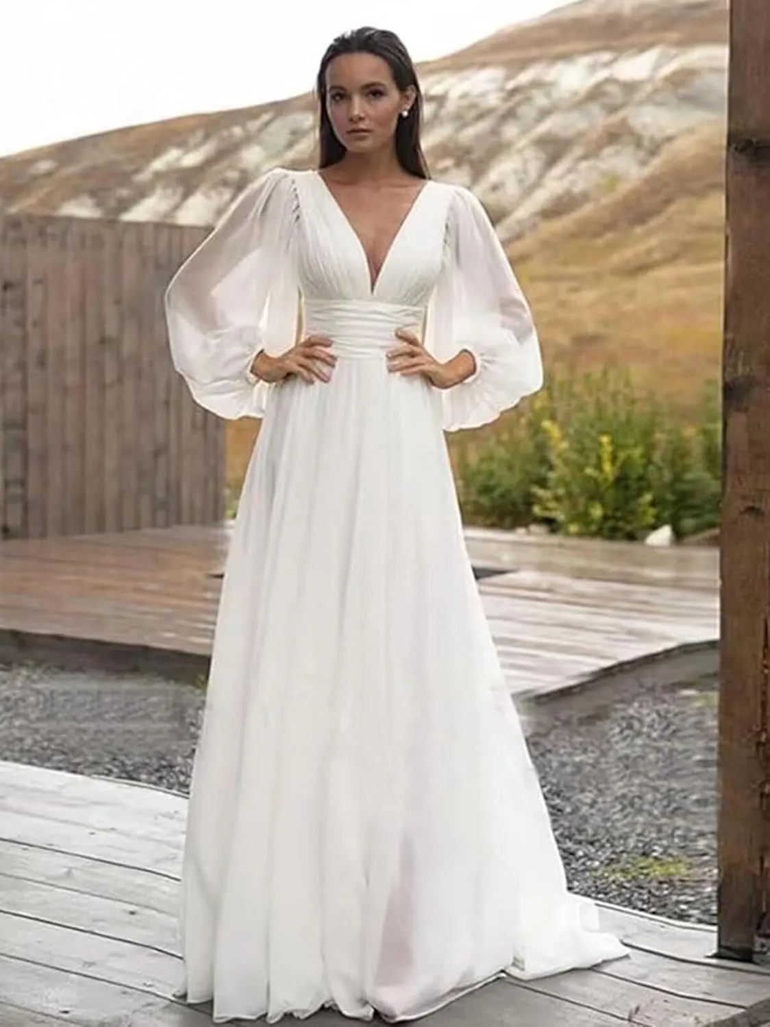 Women's Long Wedding Dresses with Train 2025 Beach Bohemian Bridal Gowns for Bride