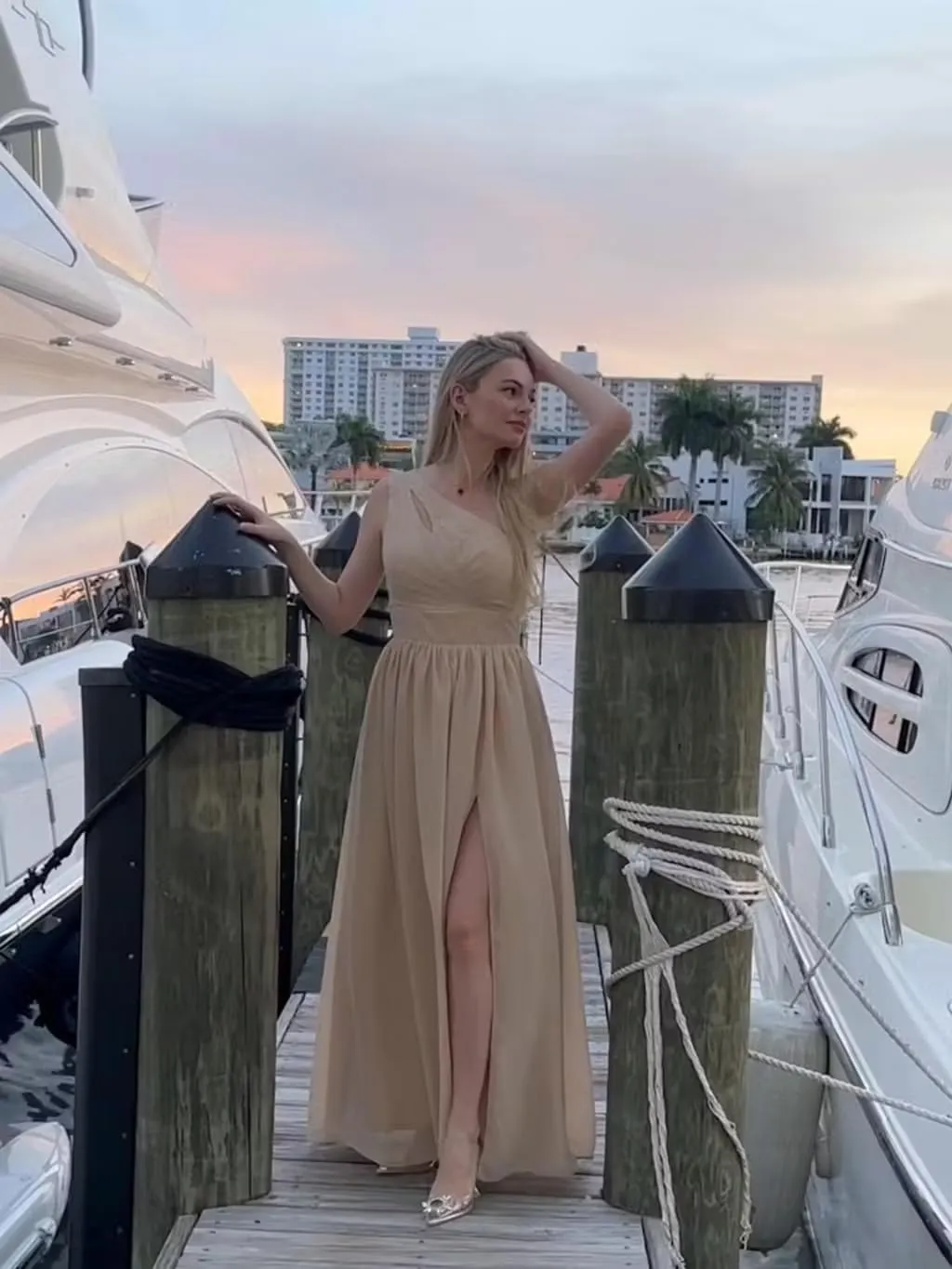 YOFF One Shoulder Bridesmaid Dresses with Slit Long A-line Pleated Chiffon Formal Party Dresses YO037